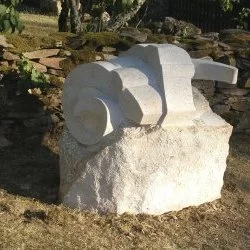 METAMORPHOSE - Granit de Creuse hauter 150 cm