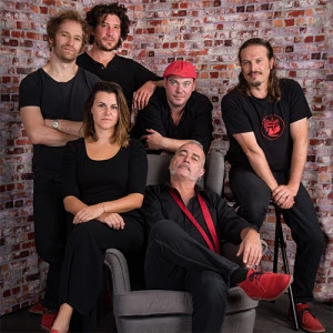 Affiche Mes Souliers sont Rouges + Cinq Oreilles 