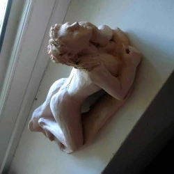 penser - terre cuite