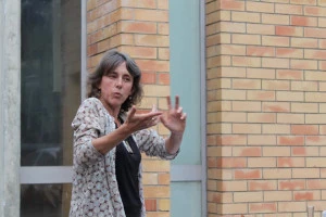 Affiche Conférence gesticulée : Claire-Emmanuelle Mercier : "Comment j'ai arrêté de rire au ministère de l'agriculture"