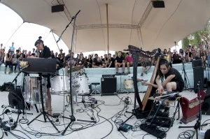 Affiche Festival riverrun, Modelo62 / Osilasi / Jessica Ekomane