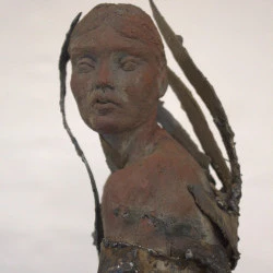 Femme Fleur - Terre cuite et acier soudé