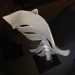 sauvage - sculpture porcelaine 180x70x60 2020 sauvage - Céline Paul 