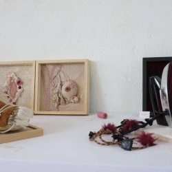 parure vulve et sein en lin - aperçu de plusieurs oeuvres