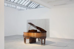 Affiche Exposition "A l'ombre du pin tordu" de Simon Starling 