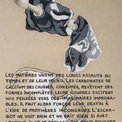 Porte d'entrée, épisode 6. - Porte d'entrée (installation) — 2024 — Craie sur carton d'emballage, rehauts pastels e crayons de couleur, texte en encre de chine — 70x100cm - ©J-M de Sauverzac 