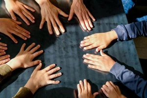 Affiche Visites découverte exposition "Au-delà du son" de Félix Blume