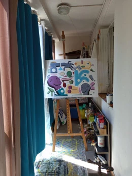 Ma loggia - <p>Majoritairement je produits mes oeuvres de format moyen sur mon chevalet dans ma loggia</p> - @flavien couche
