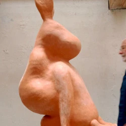 Sans titre - 77 x 34 x 50 cm, faïence - J. Christolhomme 