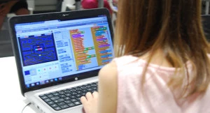 Affiche Stages de programmation informatique durant les vacances de Toussaint