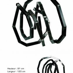 Steel Bow - Collage par soudure ; Métal noir ; H : 91cm, L : 120cm, P : 75cm, 2018 - Laurent Lafontas 