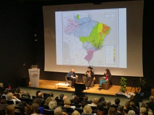 Affiche 13ème Édition du Festival Terres d'ailleurs