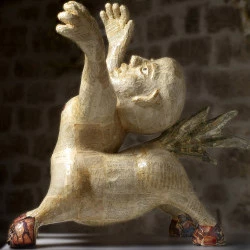 Andreïa, (80/60/50), 2015 - Papier mâché et collages, 80/60/50, 2015 - Joel Marciel 