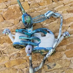 l'arrose soi - papier mâché/collages - M.B 