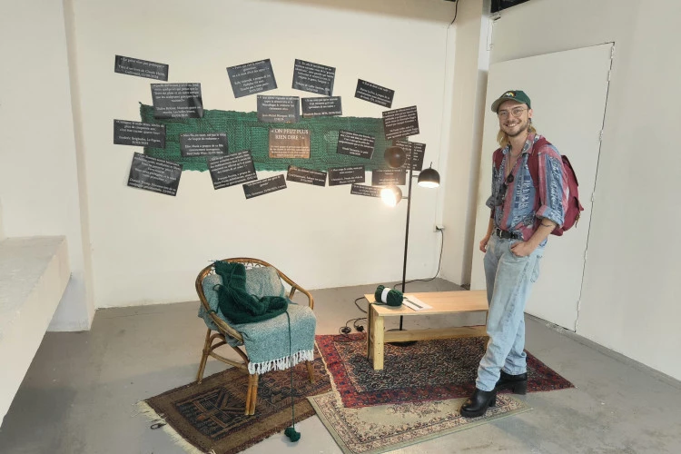 Envers - Envers, Installation, 2025, vue de l'exposition collective Famille de Chœur, 2025, Lieu Commun, Toulouse. - Anne RAINGEARD 