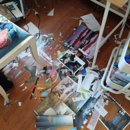 Travail en cours… - Christel Tujague
