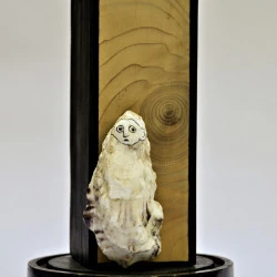 Hypnose - Installation huître sur socle - Nadine Simon 