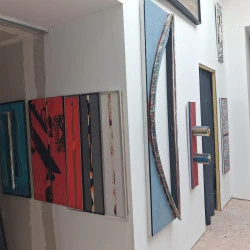 TUBA SEMIO - Estampe numérique encollée sur panneau de bois. Dimensions : 80 X 100 cm hors cadre
