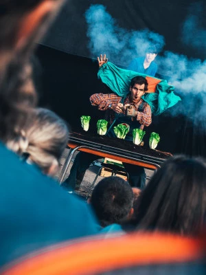 Affiche C'est pas (que) des salades / Cie Les Philosophes Barbares 