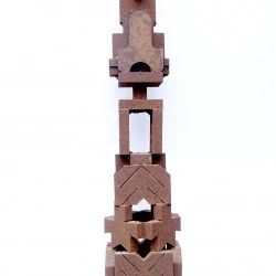 Totem - Acier objets trouvés soudés hauteur 50cm - Pierre Lardeau 