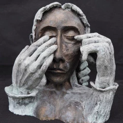 Série grande tête "Bhopal" - modelage terre / 28 cm/2005/ Bhopal - moi-même 