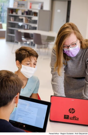 Affiche Permanence SAV loRdi à la Maison de Ma Région de Figeac 