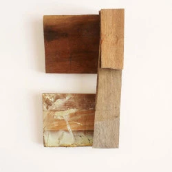 Outil - resine et bois - 26 x 23 x 8 cm - 2023 - Léa Ducos 