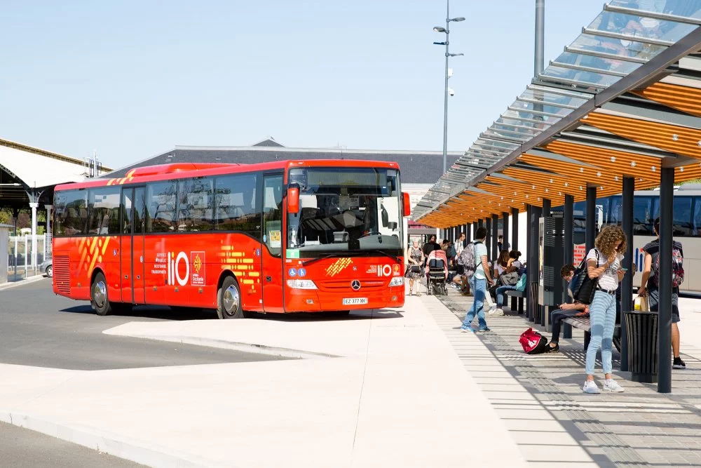 Le nouveau PEM de Castres (81) facilite et recentre les échanges entre les différents modes de transports collectifs