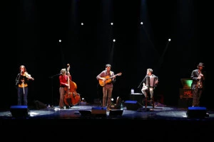 Affiche Ces chansons qui sont nées quelque part 