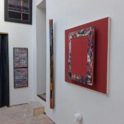SKA - Peinture : technique mixte sur panneau de bois. Dimensions : 30 X 93 cm
