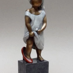 Comme Maman, - Bronze numéroté, 25 x 10 cm - 2020
