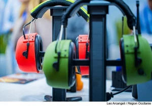 Affiche Résidences radiophoniques - découvrez les métiers de la radio