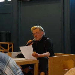 Contre-conférence « Le féminisme et la question trans » - Contre-conférence « Le féminisme et la question trans », 2022, Isdat, Toulouse. - Justine Lrz 