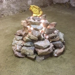 OrMaKern - prototype 1 - Sculpture de lumière marbre et or - © Aurore de Diamant 