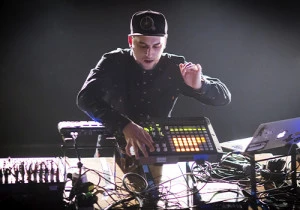 Affiche Atili + Fadas Sound System feat Little R