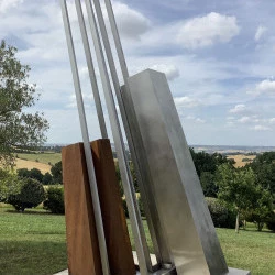 Cristal fantome 5 - acier cor-ten-acier inoxydable h 4,12 m - jean suzanne 