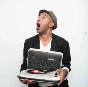 Affiche Davy Kilembé trio - Chanson Soul