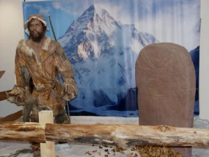 Affiche exposition Ötzi