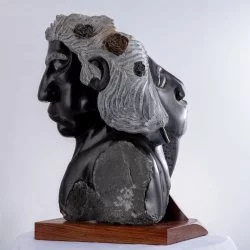 Sculpture 2 faces en pierre taillée - Artiste Jean Pierre Thein - St Chaptes - Gérald KAPSKI - Art & Studio 