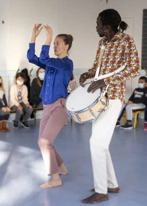 Affiche Papa tambour - Cie Mouvements perpétuels