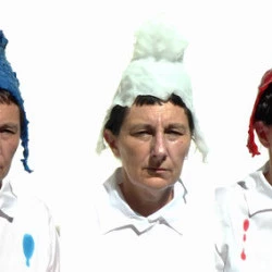 Bonnets frigidiens, 2020 (captation) - Triptyque vidéo-action : durée : 1h30 - ©pascale ciapp 