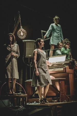 Affiche Les petits bonnets - Cirque du Docteur Paradi