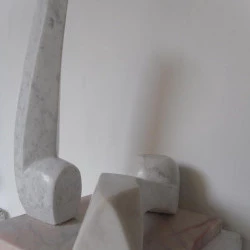 Masculin-féminin - 50cmX30X30 Marbre de Carrara 2017 - 2000€ 