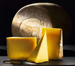 Affiche Visites à la ferme : Les producteurs de Jeune Montagne ouvrent les portes de leur exploitation au public cet été 