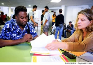 Affiche Réunion d'information sur la VAE à la Maison de Ma Région Auch