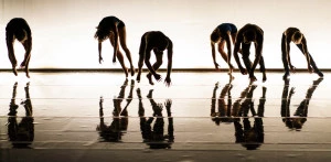 Affiche Festival Aujourd'hui Musiques : GUERRE - Cie Samuel Mathieu