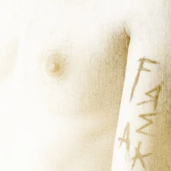 Etat Civil - Quentin - Tirage à la gomme pigmentaire or sur papier recyclé fait main