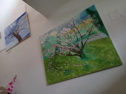 Le coin des Arbres - <p>Peintures de l'artiste</p> - © ADAGP, Paris, 2025. Patricia Lackersteen
