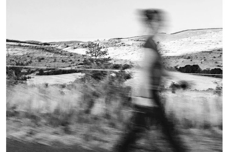 Wandererin - photo issue des cent images diffusées sur moniteur à la galerie 3.1 en 2023 - Christelle Richard-Dauphinot 