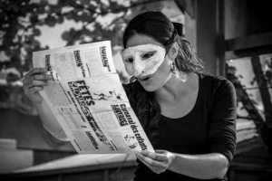 Affiche Conférence gesticulée. Anaïs Vaillant : "Comment j'ai goûté à la multiplicité, une ethno-conf".